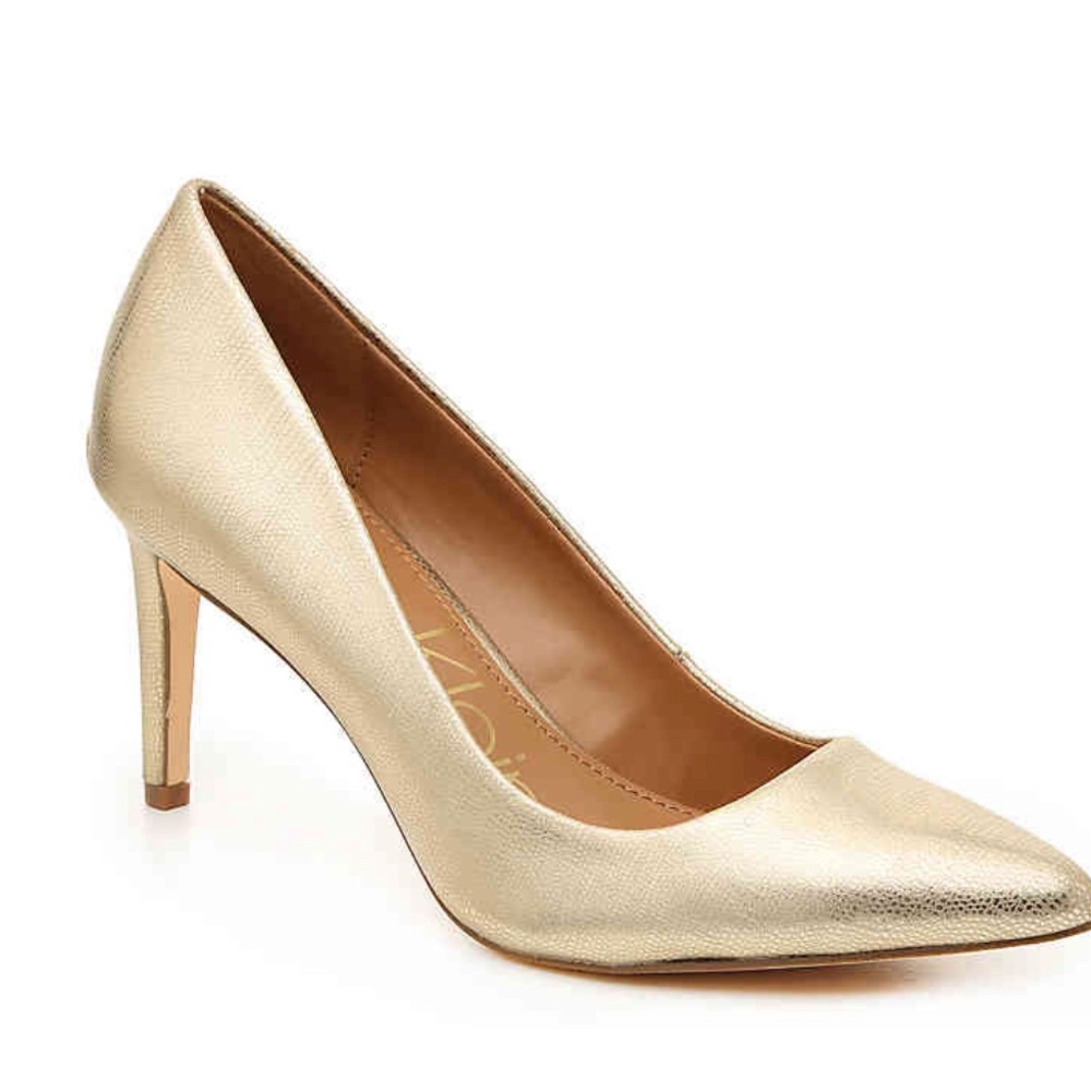 Brand New Beautiful Calvin Klein Pumps